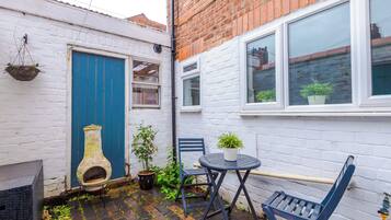 House, Patio | Terrace/patio