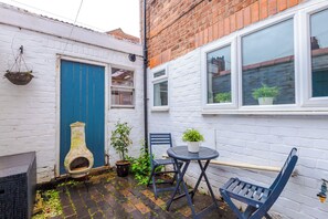House, Patio | Terrace/patio