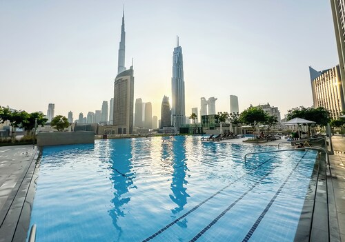 Burj Khalifa View - 2 BR - PS5 - Pool