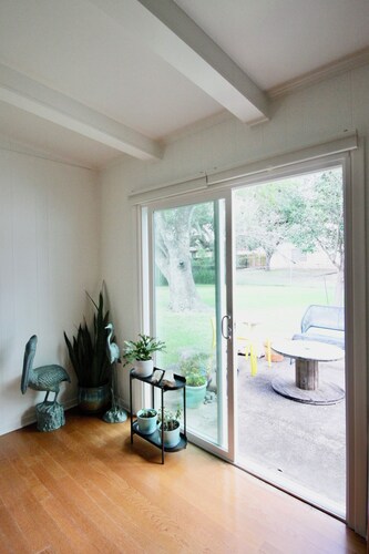 OTISLAND: Quiet 3-bedroom home close to Blinn