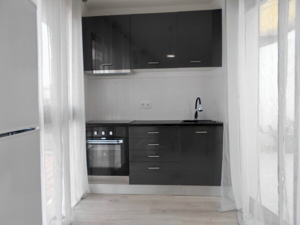Microwave, oven, stovetop
