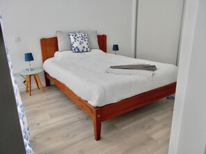 1 bedroom, iron/ironing board, WiFi