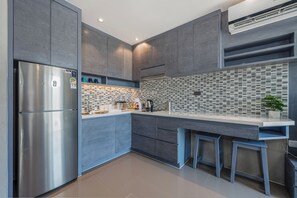 Appartement, balkon | Privékeuken