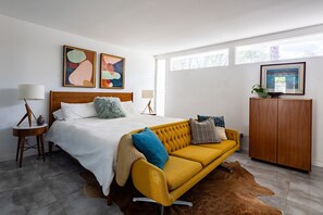 2 quartos, escrivaninha, Wi-Fi de cortesia, roupa de cama