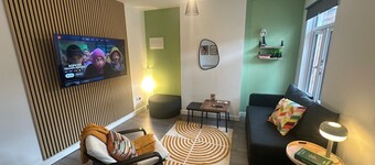 Green Lane 1-bed Apartment - Sleeps 4 & Pets Ok