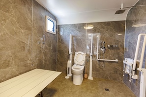 Bathroom - Peace Forest accommodation and camping (Jerusalem)