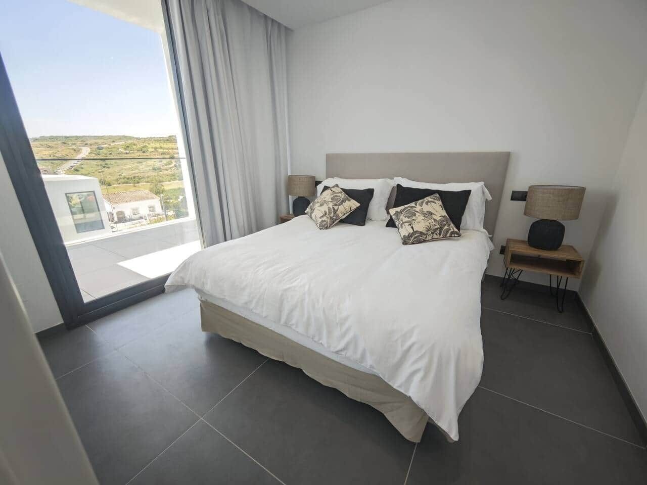 4 bedrooms, in-room safe, iron/ironing board, WiFi