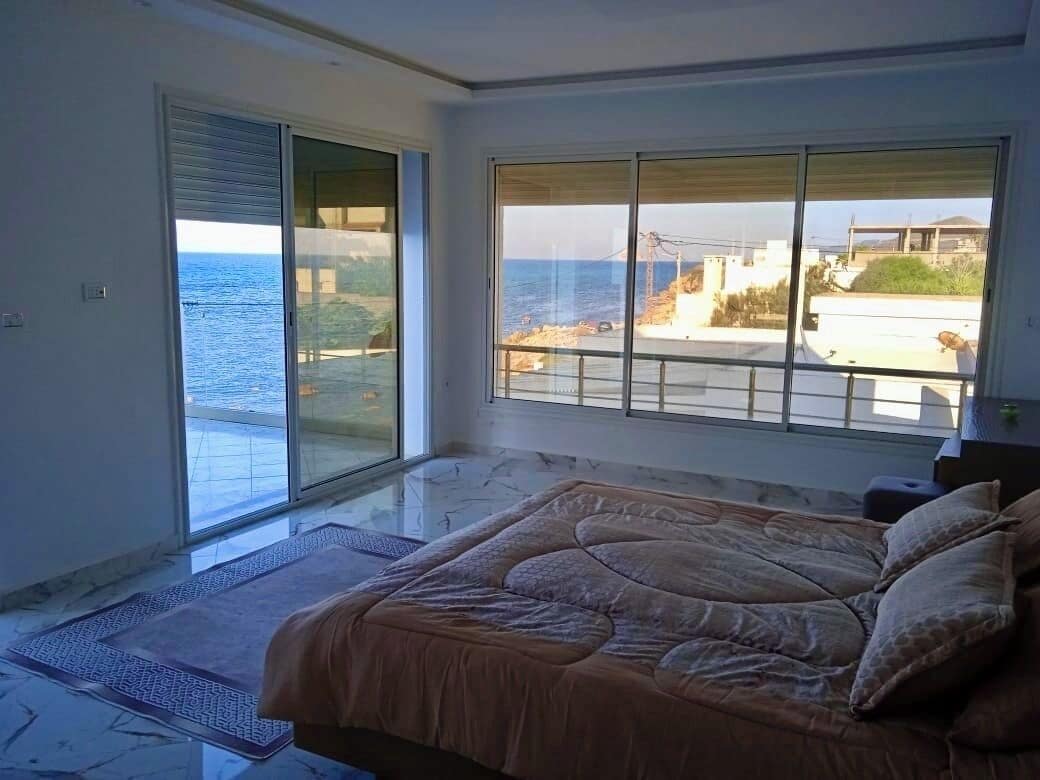 3 bedrooms, free WiFi, bed sheets, wheelchair access