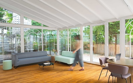 Interior. Limehome Berlin Weserstr. (Friedrichshain)