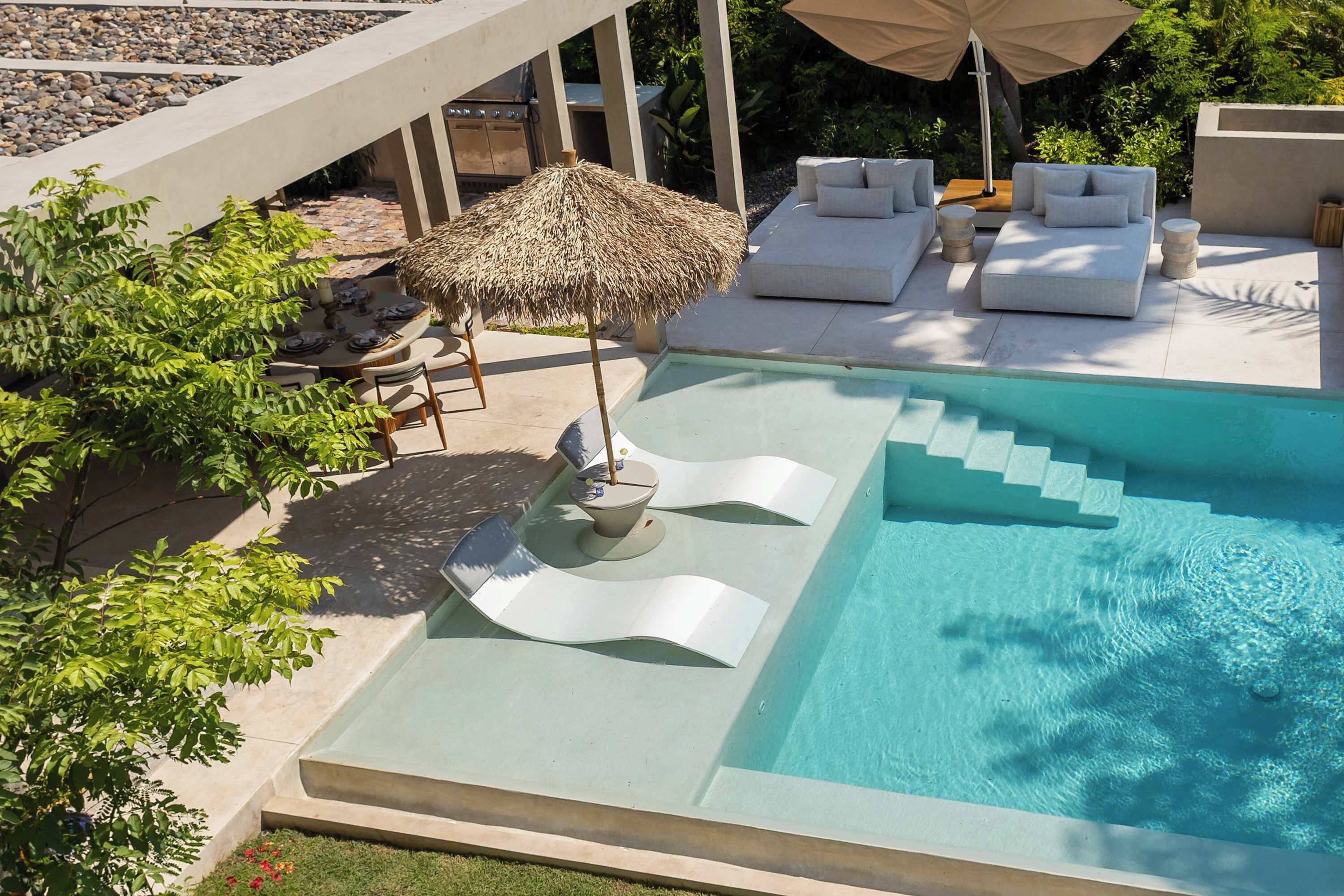 Piscine extérieure, piscine chauffée