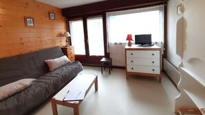 Unclassified image, 3 of 12, button - Cozy Studio, 4 People, South Balcony, Gym Access, Parking - Vignec (Vignec)