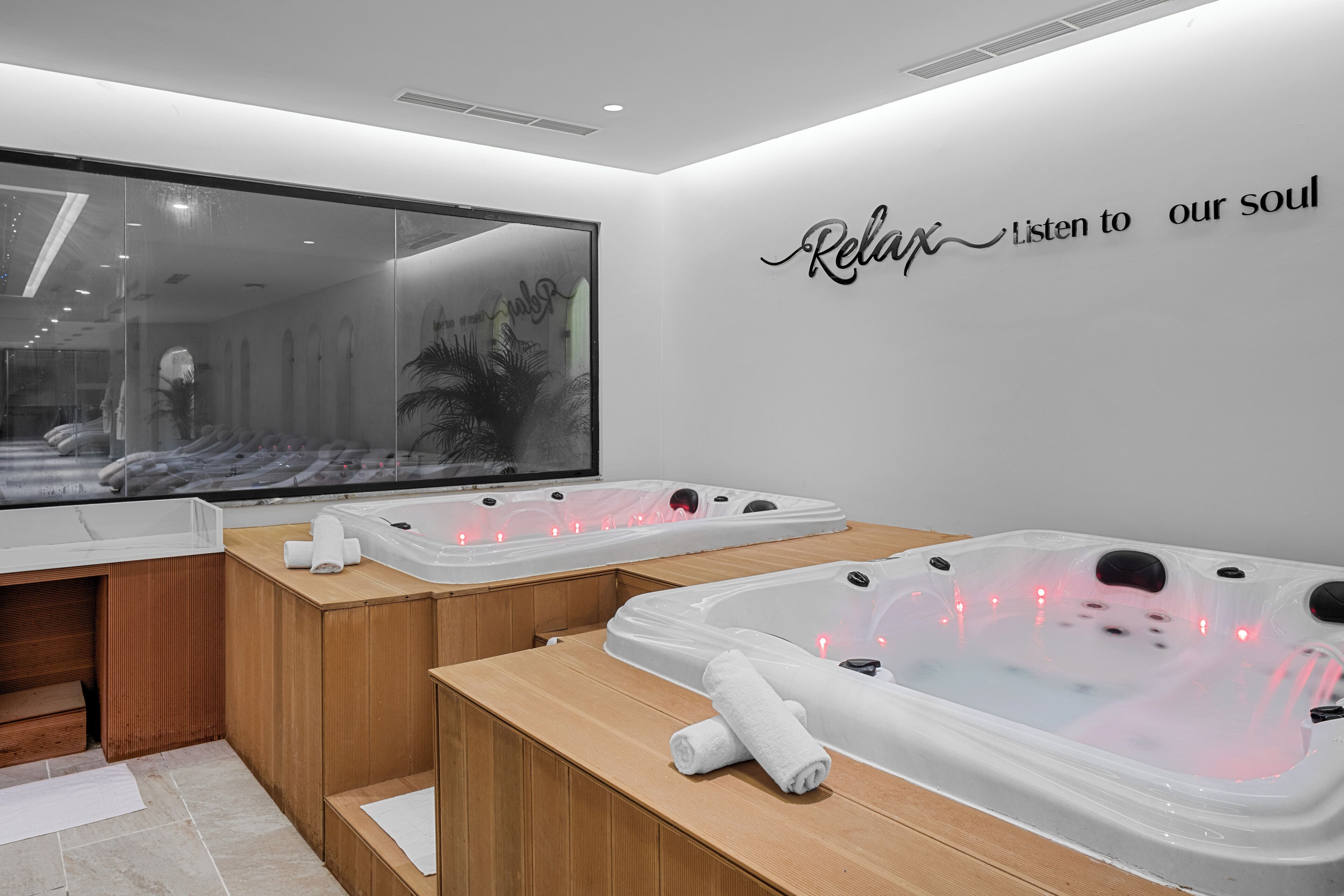 Tina de hidromasaje interior