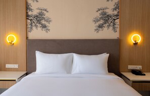 Deluxe Double or Twin Room, Pool View | Free WiFi