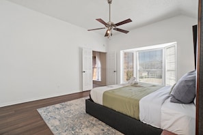 4 bedrooms, WiFi, bed sheets