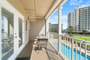 Condo, 1 grand lit et 1 canapé-lit (Grand Caribbean West 311) | Restauration en plein air