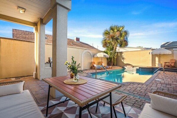 Pool - New - Gulf Front - Private Pool - Hot Tub - 53 steps to the beach (Panama City Beach)