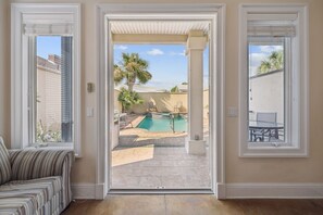 Interior - New - Gulf Front - Private Pool - Hot Tub - 53 steps to the beach (Panama City Beach)