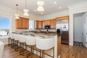 Private kitchen - New - Gulf Front - Private Pool - Hot Tub - 53 steps to the beach (Panama City Beach)