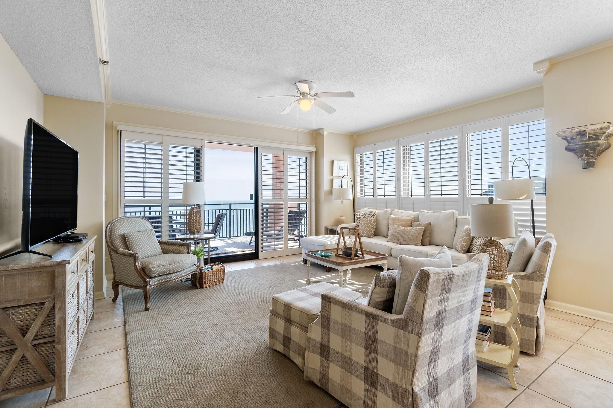 Condo, Multiple Beds (Seachase 1405W) | Living area