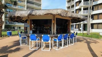 Leilighet, flere senger, terrasse, hageutsikt (Saida Royale 9018) | Utendørsservering