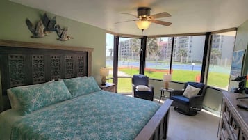 Huoneisto, useita sänkyjä, patio, näköala puutarhaan (Saida Royale 9018) | 2 makuuhuonetta, yksilöllisesti sisustettu, yksilöllisesti kalustettu