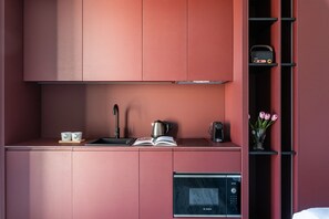 Fridge, microwave, coffee/tea maker, electric kettle