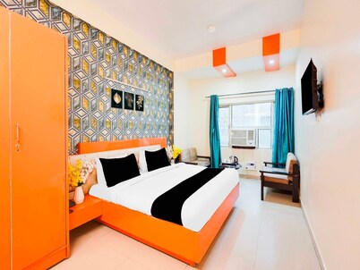 Collection Maithli Marg Sector 55 Noida