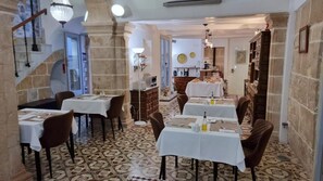 Dining room - Boutique B&B Número Cuatro (Benissa)