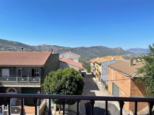 El Mirador de Sierra Mágina II ( ideal for family travel)