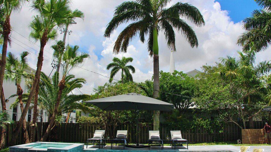 Fox Private Resort-Near Downtown & Beach