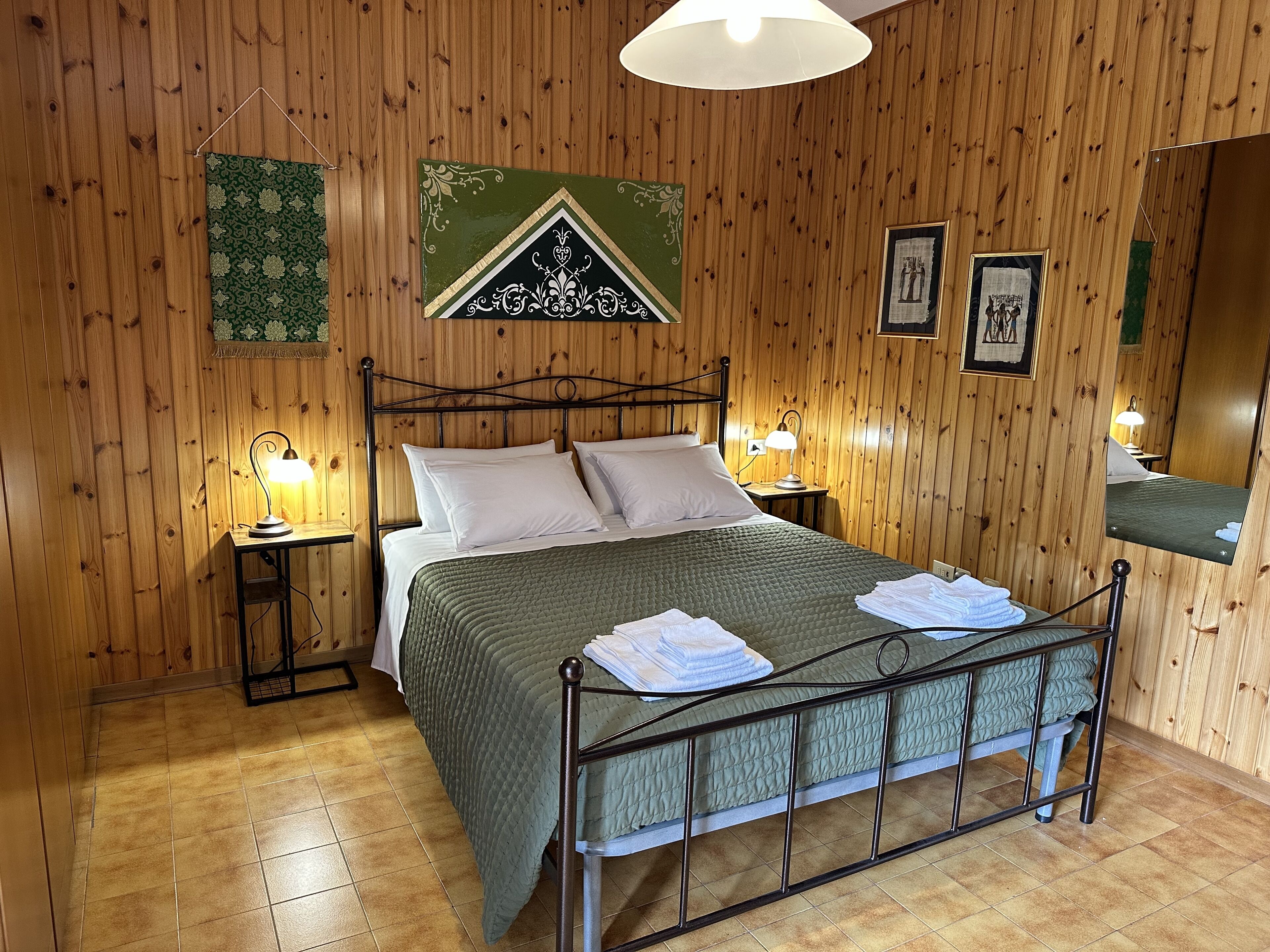 3 camere, culla da viaggio, Wi-Fi gratuito, lenzuola