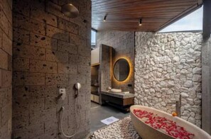 Bathroom - 2bedrooms garden view villa unit 2 (Badung Regency, Bali)