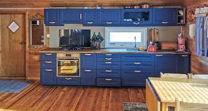 Casa que admite mascotas en Snefjord con sauna