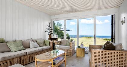 4 bedroom cozy home in Fur