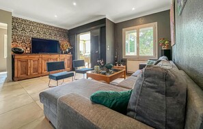 Living area - Villa piscine et jacuzzi (Nîmes)