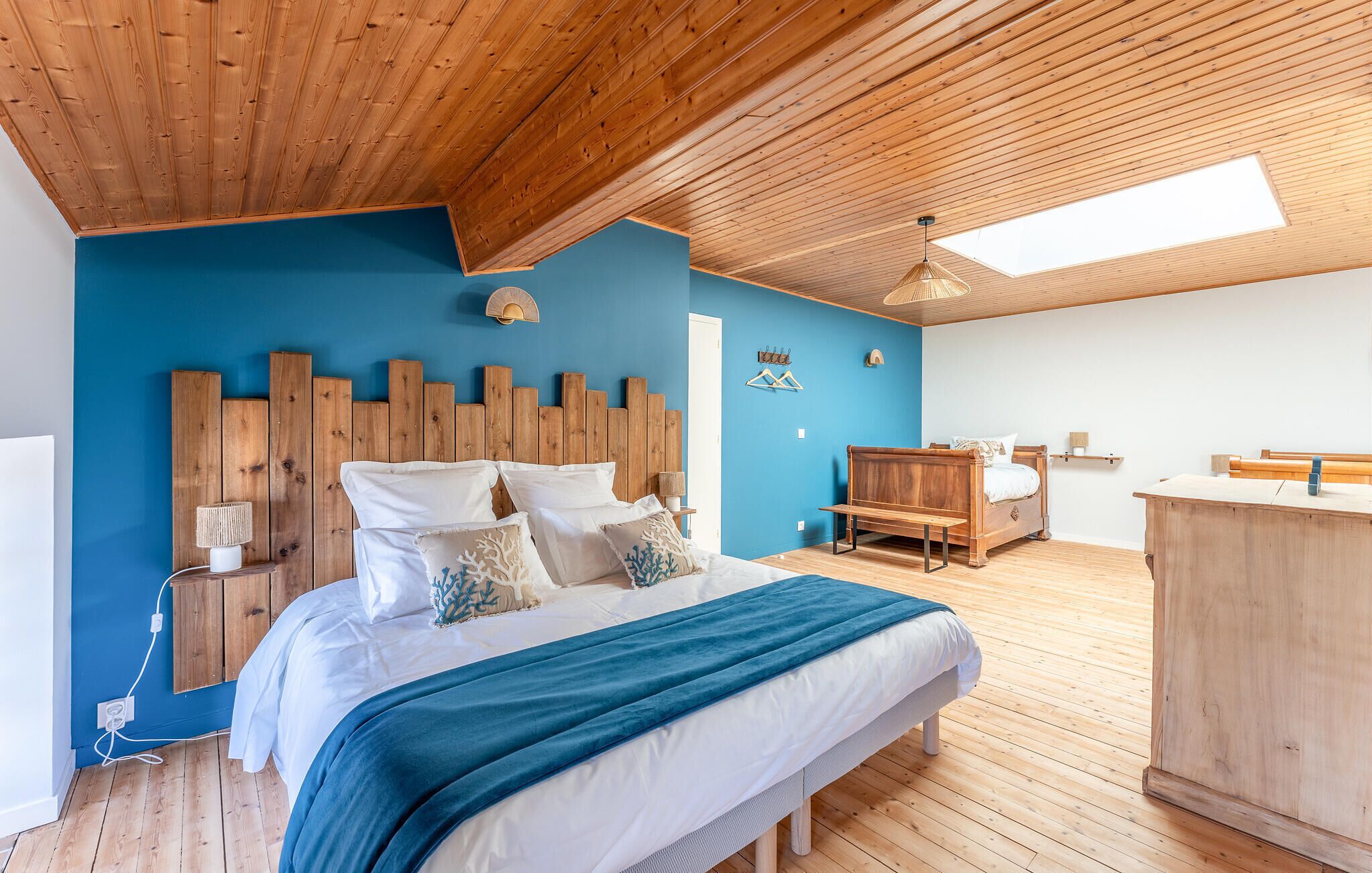 6 Schlafzimmer, Bügeleisen/Bügelbrett, kostenloses WLAN