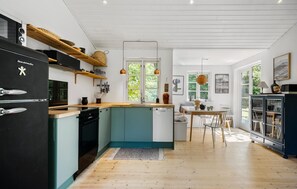 Fridge, dishwasher, coffee/tea maker