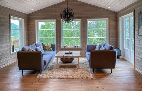 Acogedora casa en Hornindal con sauna