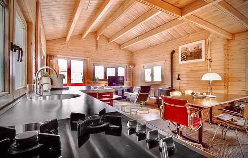 1 bedroom stunning home in Menaam