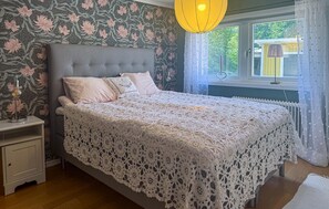 3 bedrooms, travel crib, free WiFi