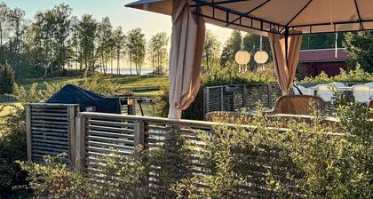 Amazing home in Motala with WiFi