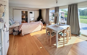 3 bedrooms, free WiFi