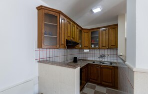Refrigerador, horno, placa de cocina