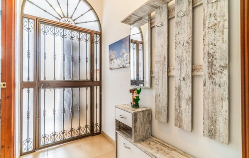 Awesome home in Olvera with WiFi