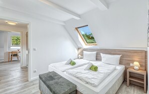 2 bedrooms, free WiFi - 3 bedroom amazing apartment in Altenkirchen (Altenkirchen)