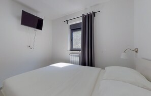 2 Schlafzimmer, Bügeleisen/Bügelbrett, Reisekinderbett, kostenloses WLAN