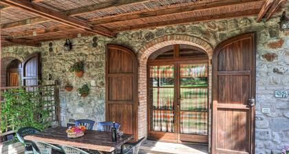 Amazing home in Pomarance