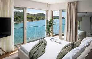 4 bedrooms, free WiFi