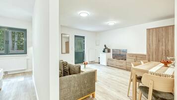 Smart-TV, Tischtennisplatte