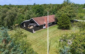 Exterior - Amazing home in Skjern with WiFi (Skjern)
